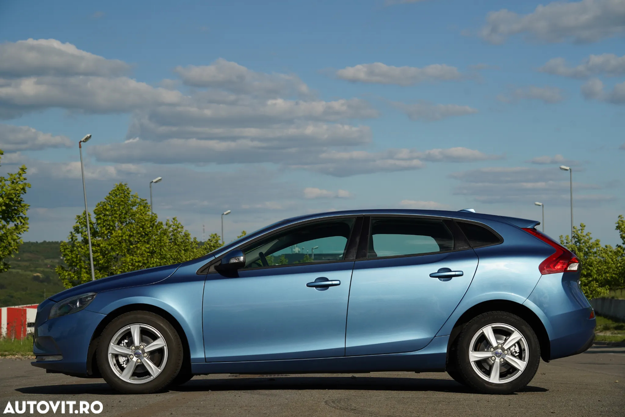 Volvo V40 D2 Kinetic - 22