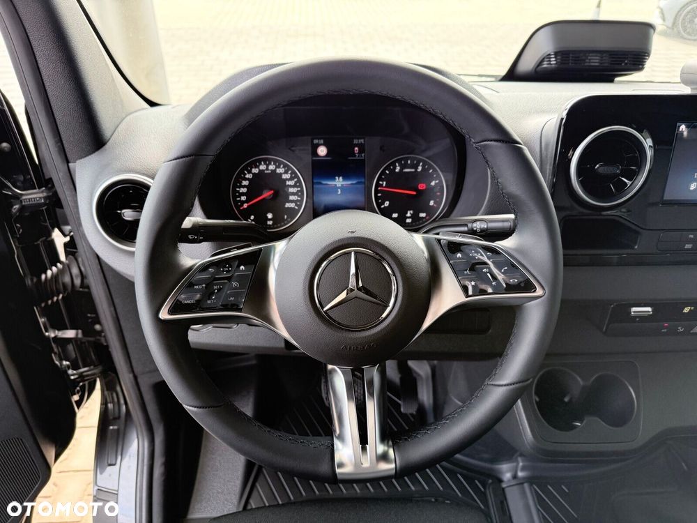 Mercedes-Benz Sprinter 517 cdi długi 4325 mm. - 16
