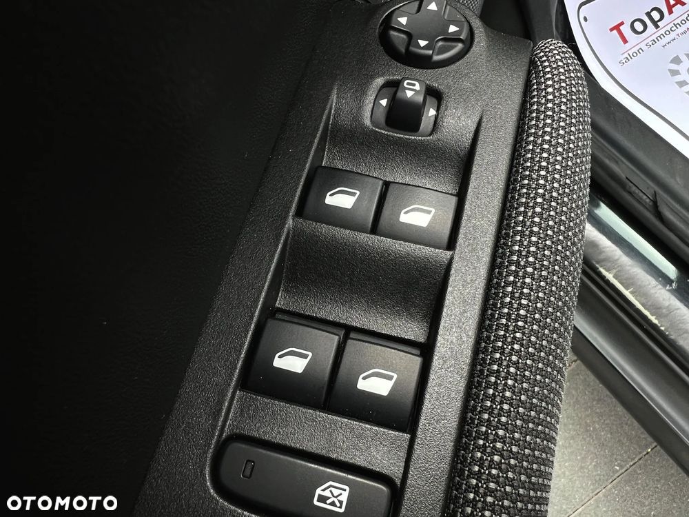 Citroën C3 Aircross 1.6 BlueHDi Live S&S - 24