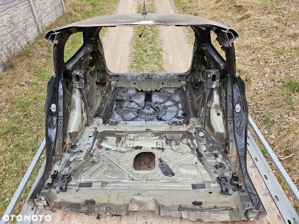 DUPA BŁOTNIK LEWY PRAWY TYŁ PAS WANNA PEUGEOT 308 II T9 KOMBI - 4