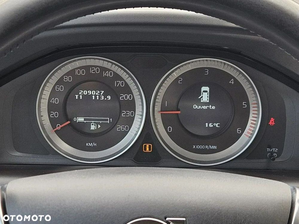 Volvo XC 60 D3 Momentum - 22