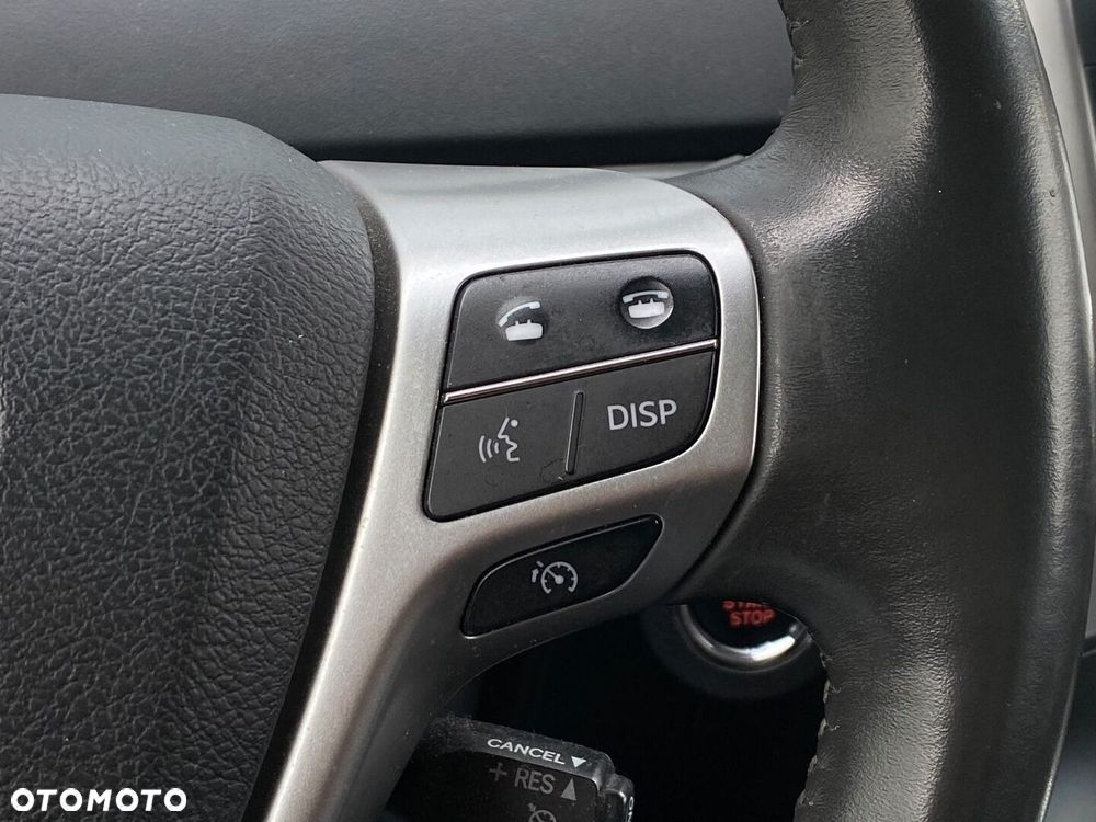 Toyota Verso 1.8 Premium 7os - 23