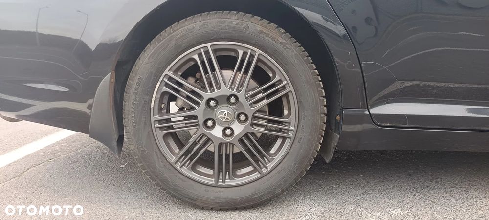 Toyota Avensis 2.0 D-4D Premium - 7