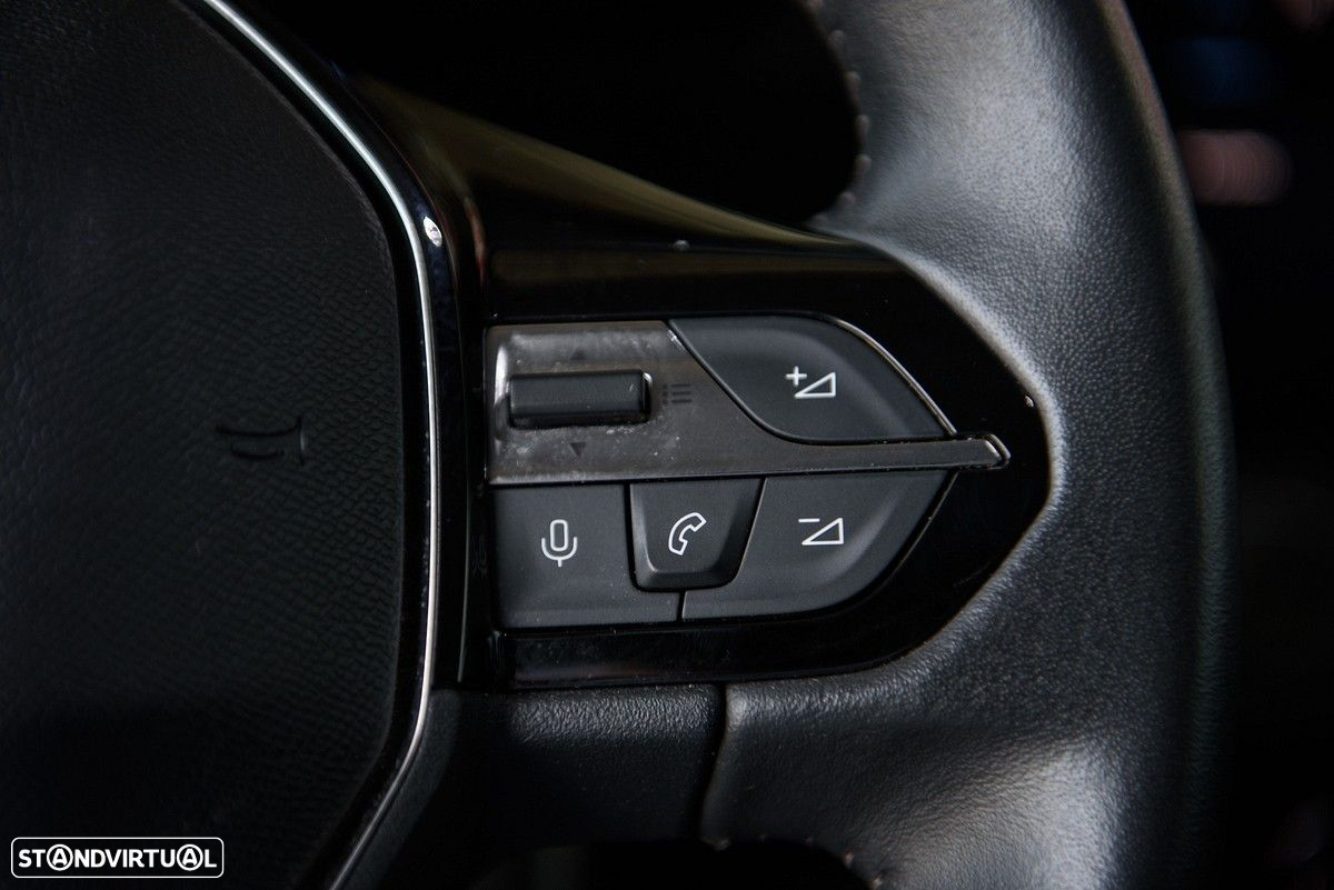 Peugeot 308 1.2 PureTech Active Pack - 30