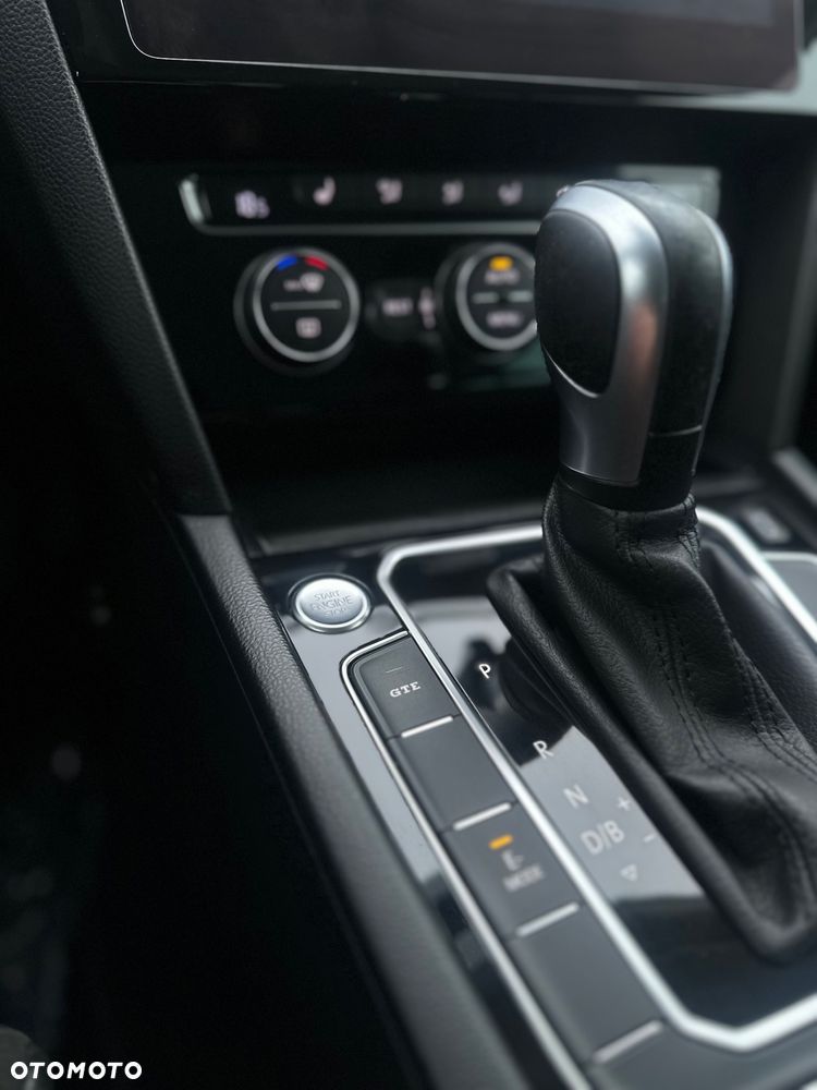 Volkswagen Passat 1.4 TSI DSG BlueMotion Technology Exclusive - 22