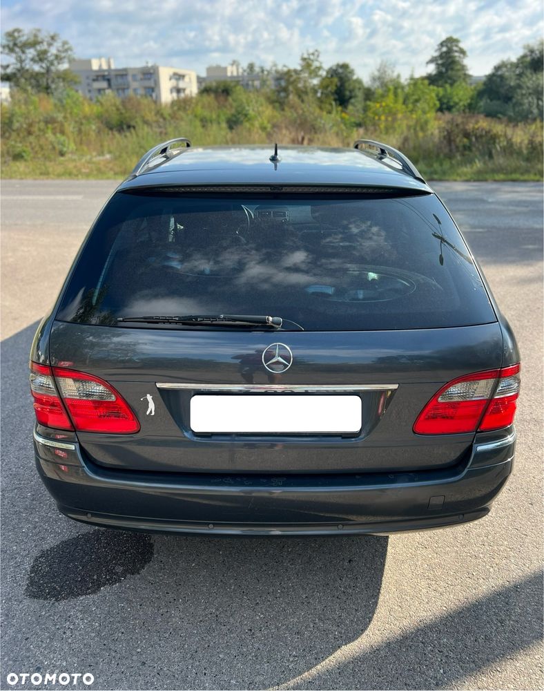 Mercedes-Benz Klasa E 200 CGI BlueEffICIENCY Avantgarde - 7