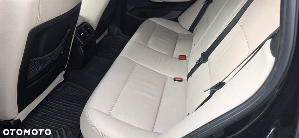 BMW X3 xDrive20d - 11