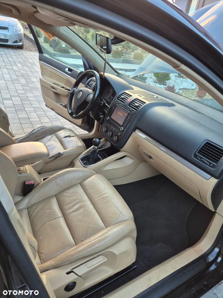Volkswagen Golf 1.9 TDI Sportline - 7