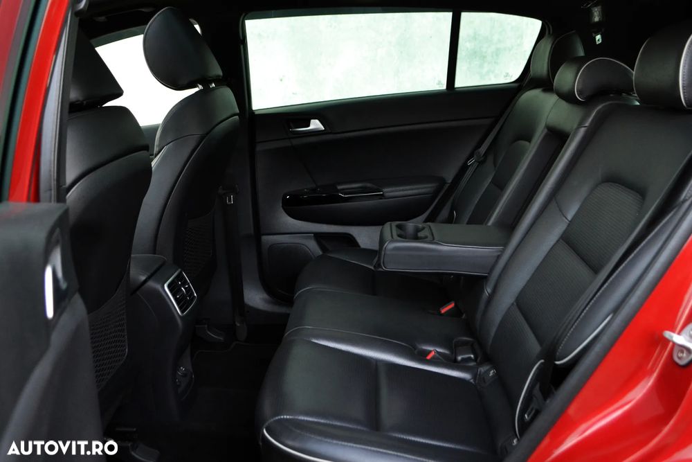 Kia Sportage 2,0 CRDI AWD Aut. GT Line - 9