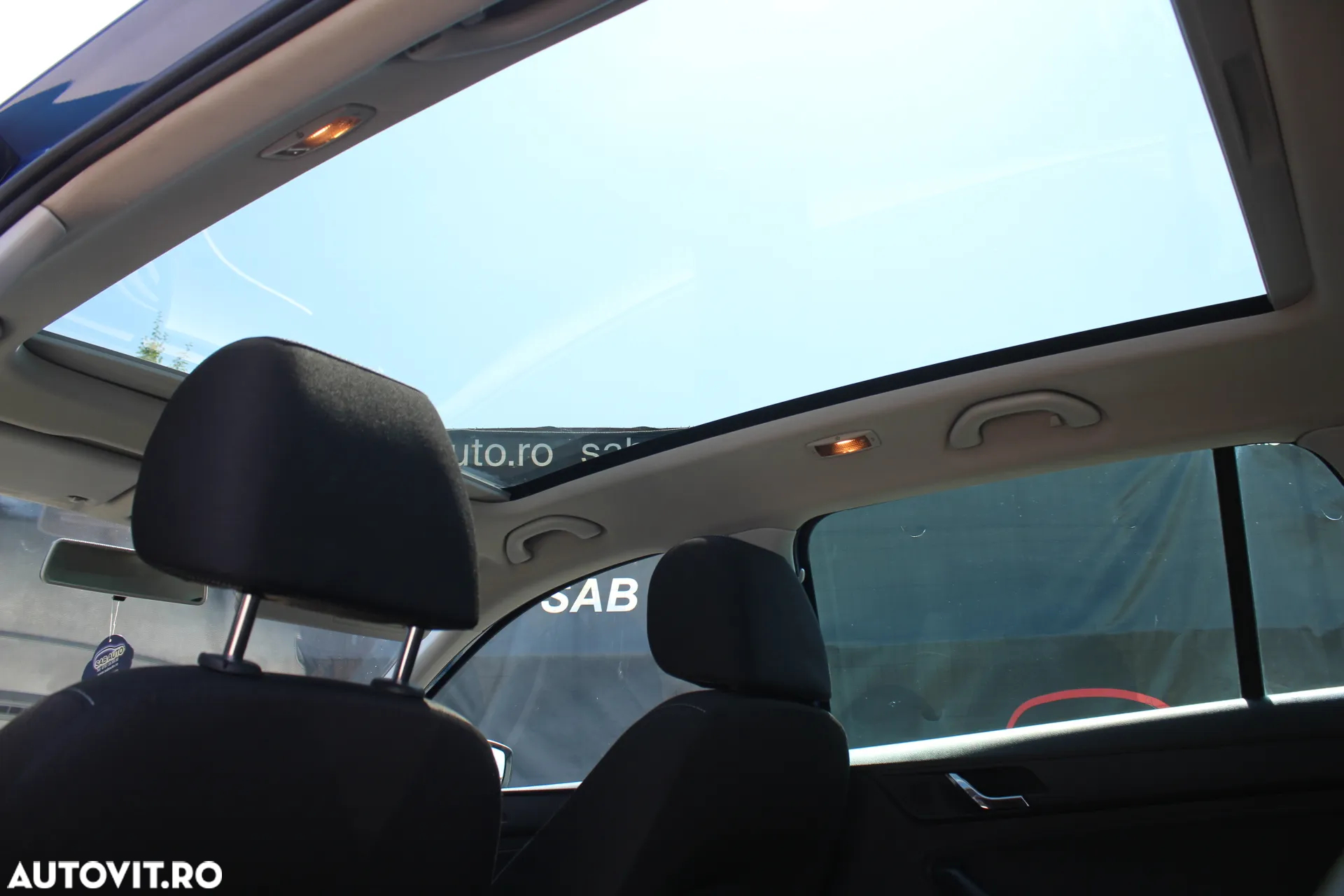 Skoda RAPID Spaceback 1.2 TSI Ambition - 11