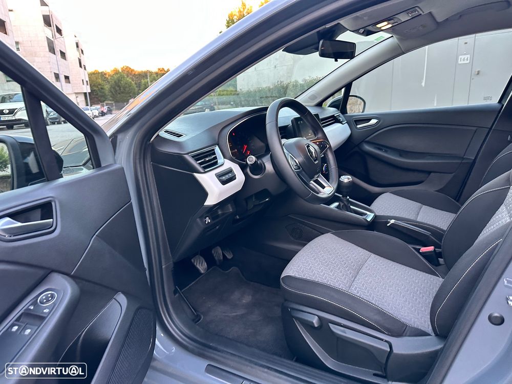 Renault Clio 1.0 TCe Limited Bi-Fuel - 27