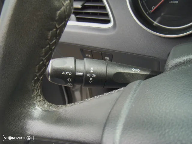 Peugeot 508 SW 1.6 HDi Access 115g - 11