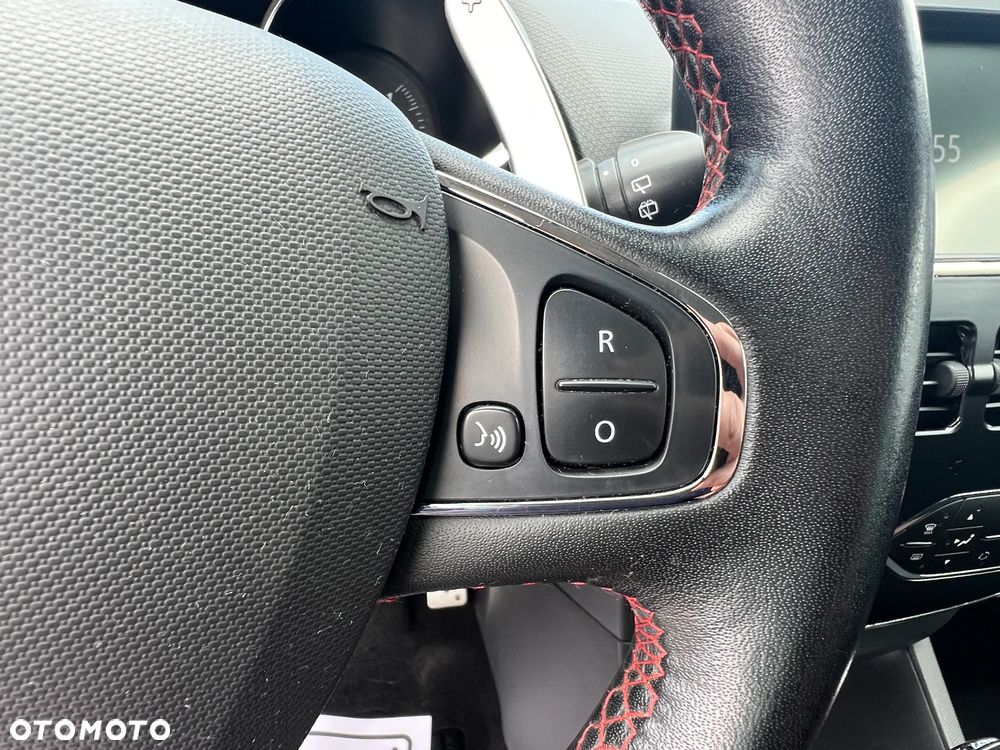 Renault Clio - 28