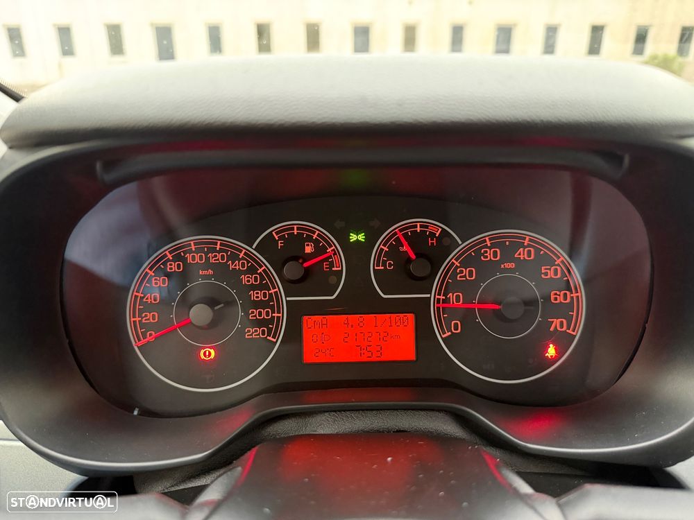 Fiat Grande Punto 1.3 M-Jet Dynamic - 8
