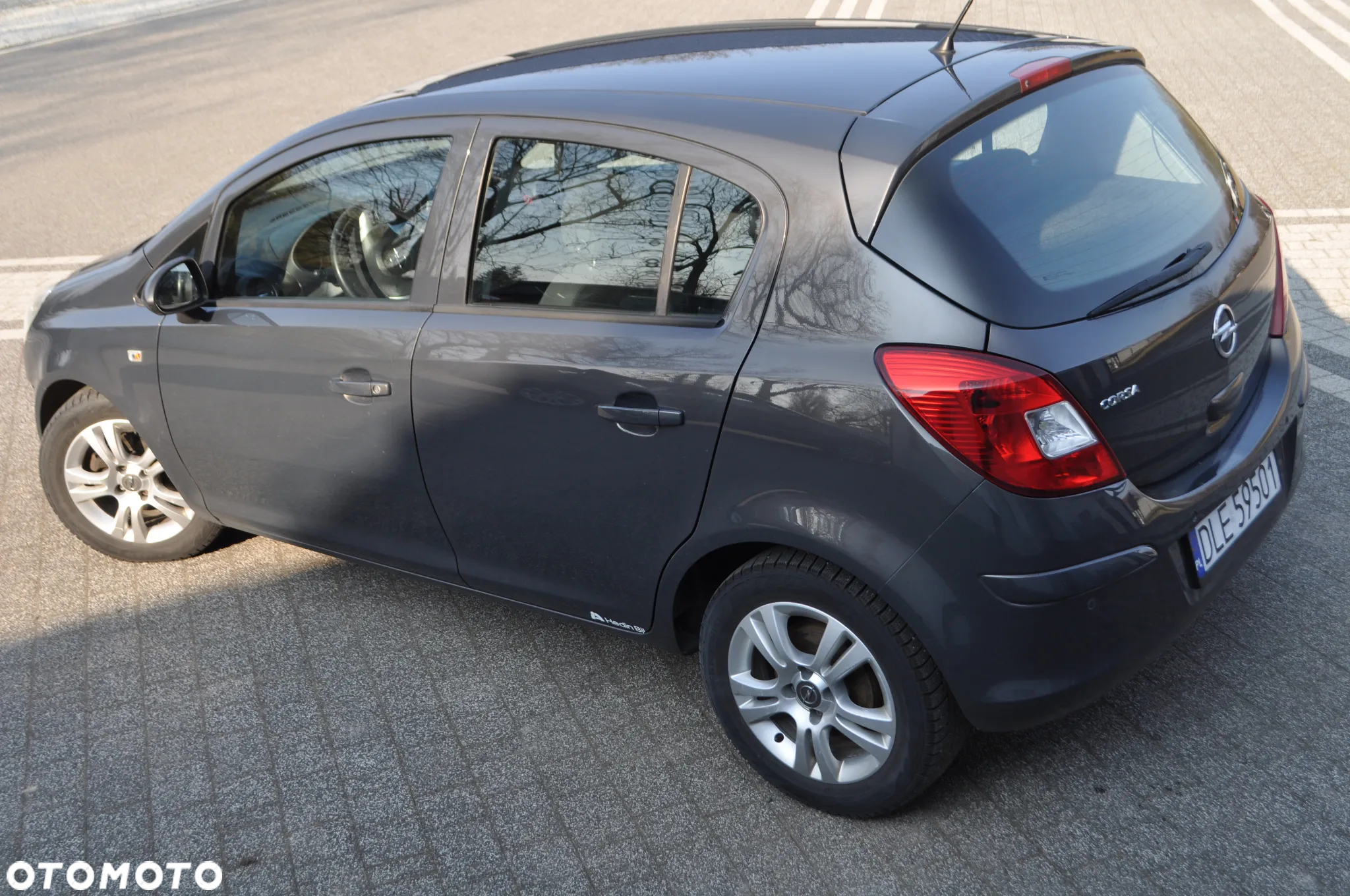 Opel Corsa 1.2 16V Edition / Active - 6