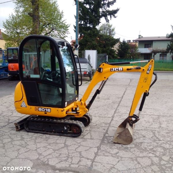 JCB 8016 - 1
