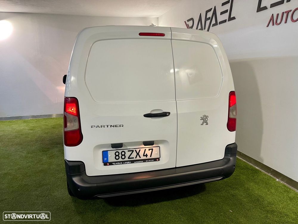 Peugeot Partner 1.5 BlueHDi Asphalt Longa - 8