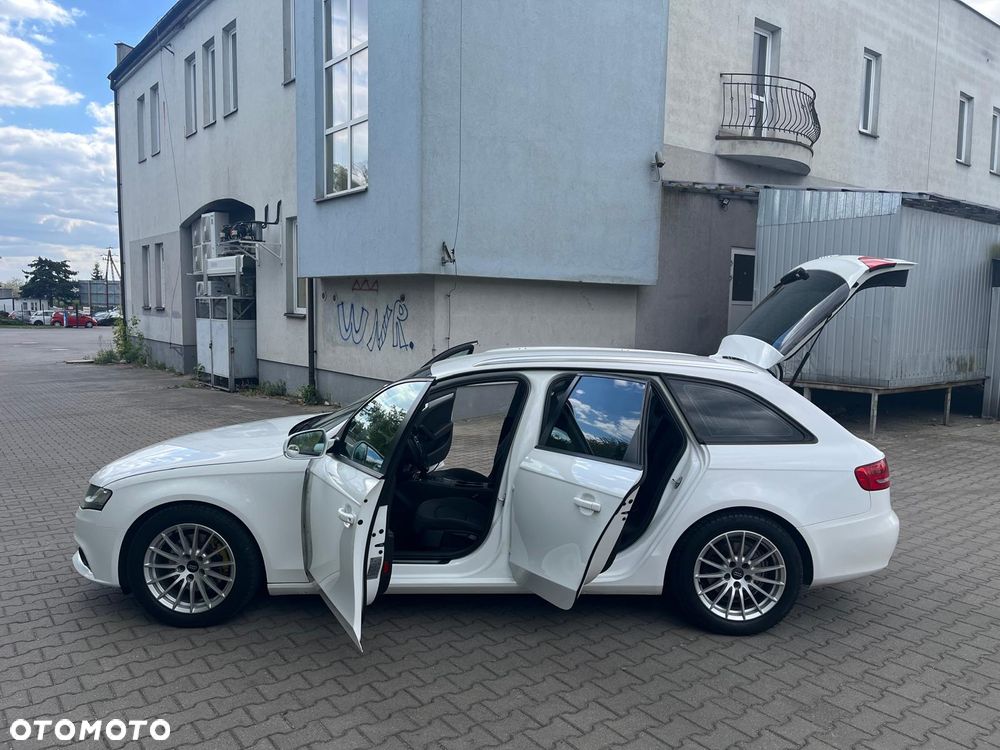 Audi A4 Avant 2.0 TDI DPF Ambition - 17