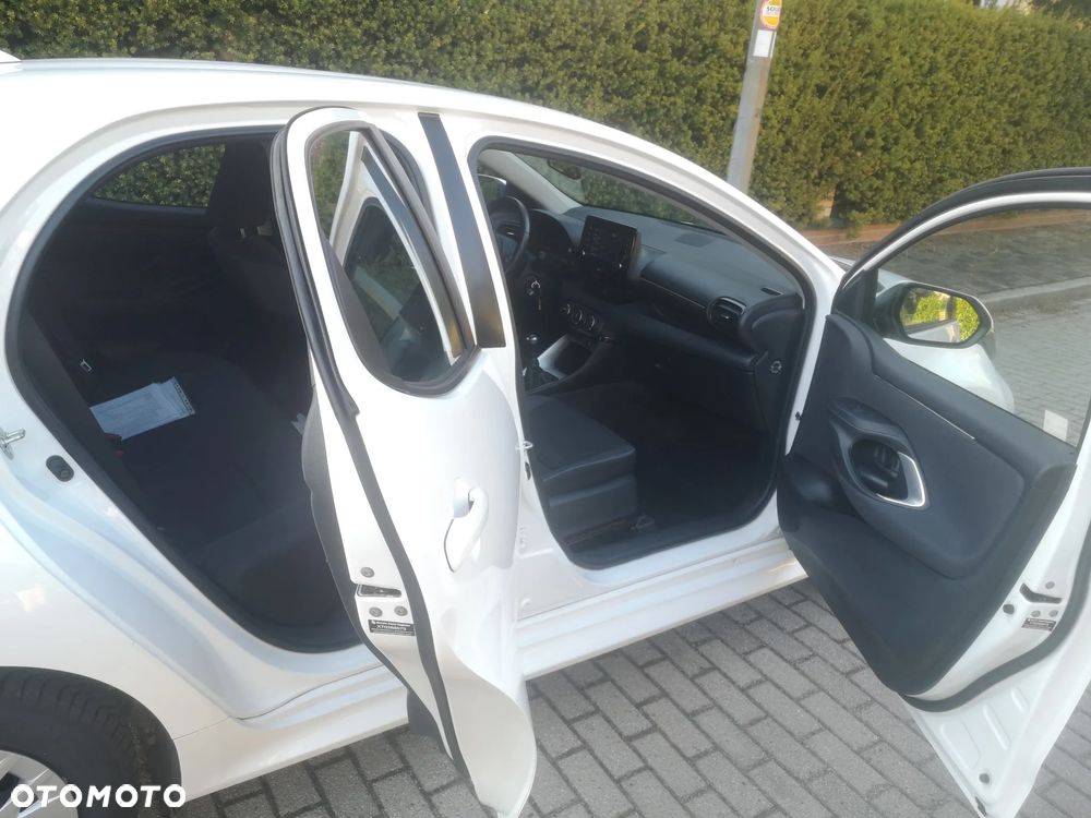 Toyota Yaris 1.5 Comfort - 16