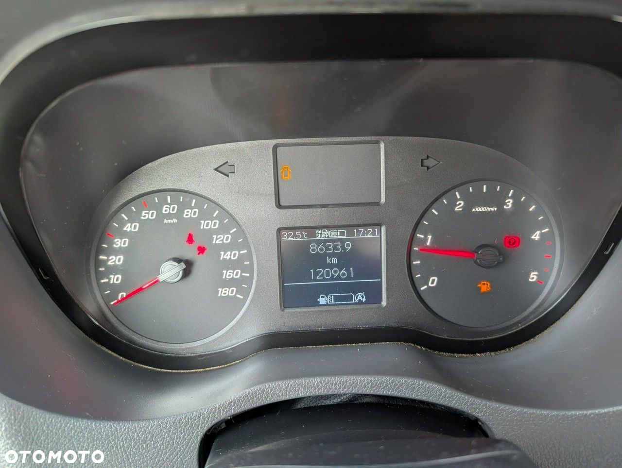 Mercedes-Benz Sprinter - 18