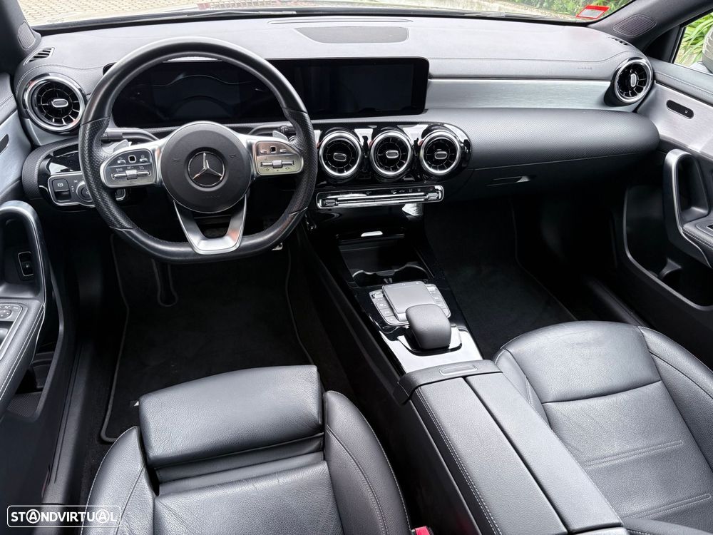 Mercedes-Benz A 250 Limousine e AMG Line - 28