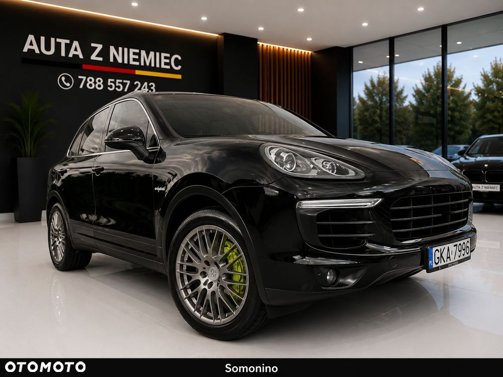 Porsche Cayenne S E-Hybrid - 1