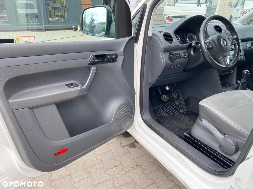Volkswagen CADDY - 9