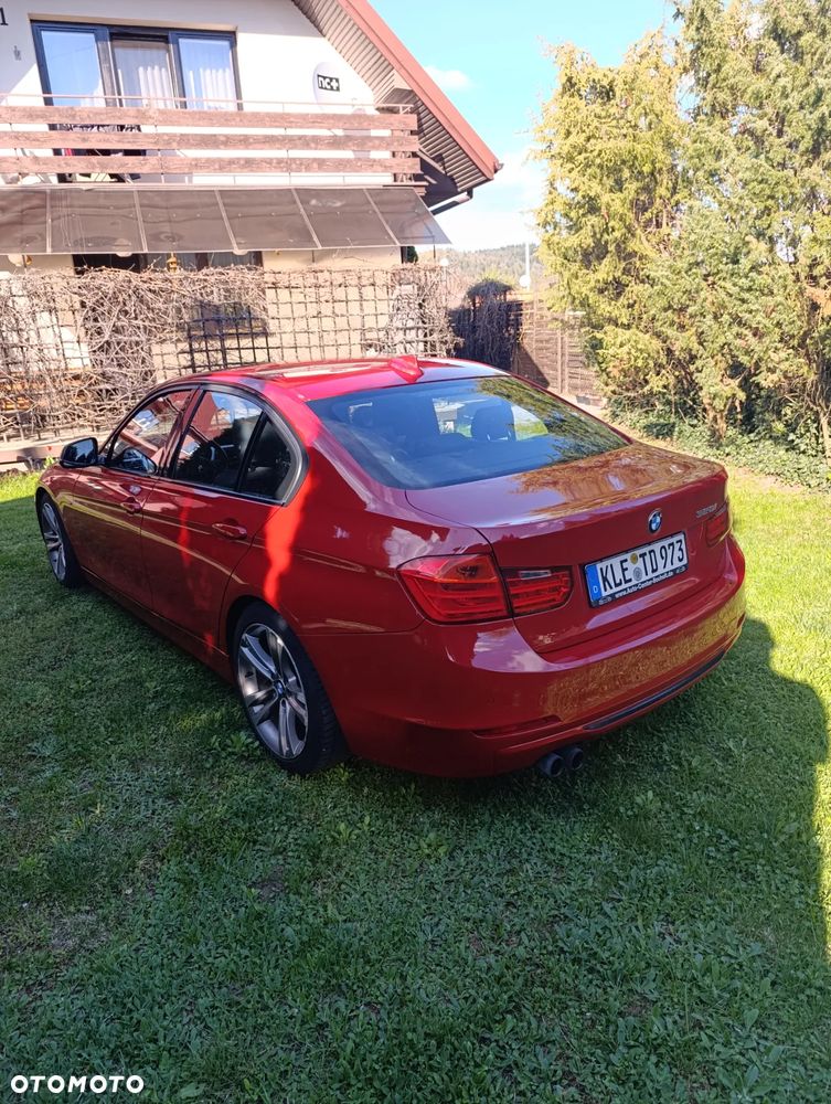 BMW Seria 3 328i Sport Line - 2