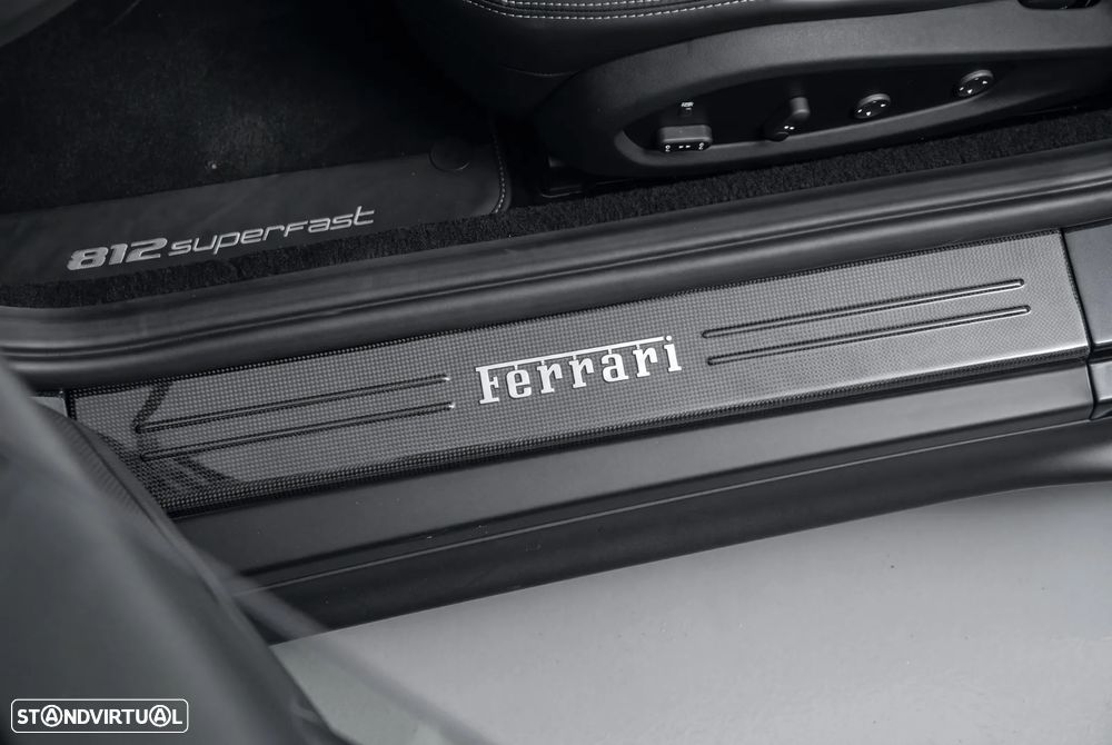 Ferrari 812 Superfast 6.5 V12 - 14