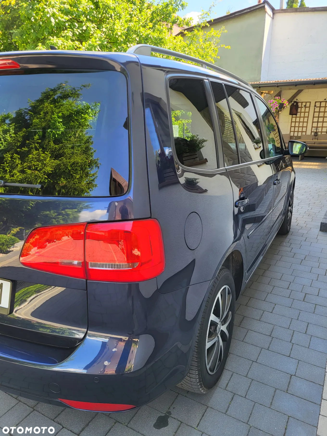 Volkswagen Touran 2.0 TDI DPF DSG Trendline - 10