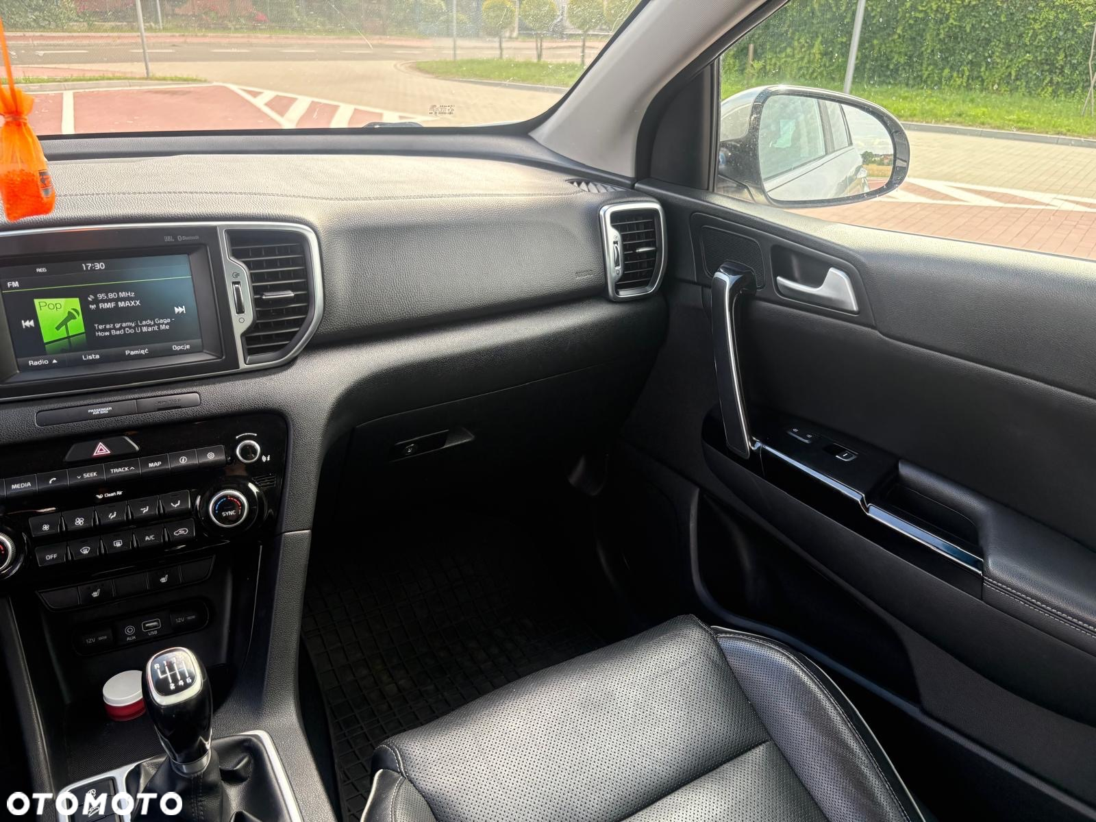 Kia Sportage 1.6 GDI 2WD Black Edition - 13