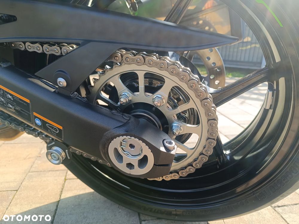 Kawasaki Ninja 1000 SX - 26
