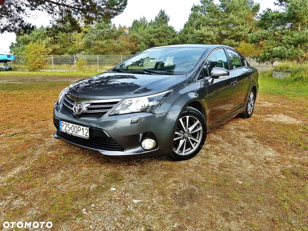 Toyota Avensis 1.8 Premium - 40