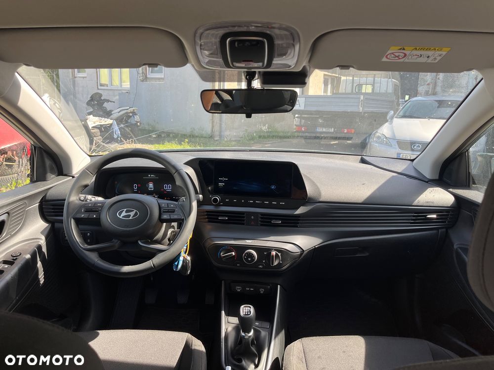 Hyundai Bayon 1.2 MPI Smart - 11