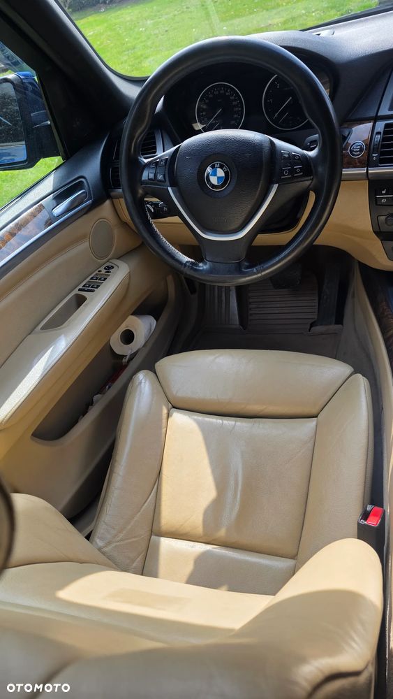 BMW X5 xDrive35d - 10