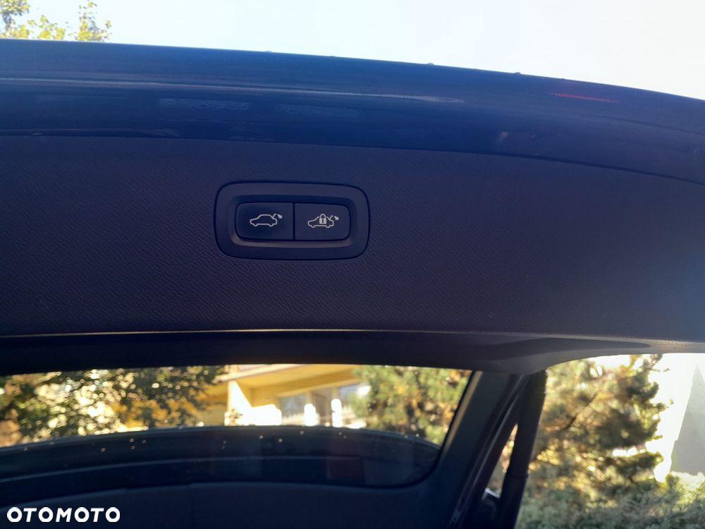 Volvo XC 90 - 11