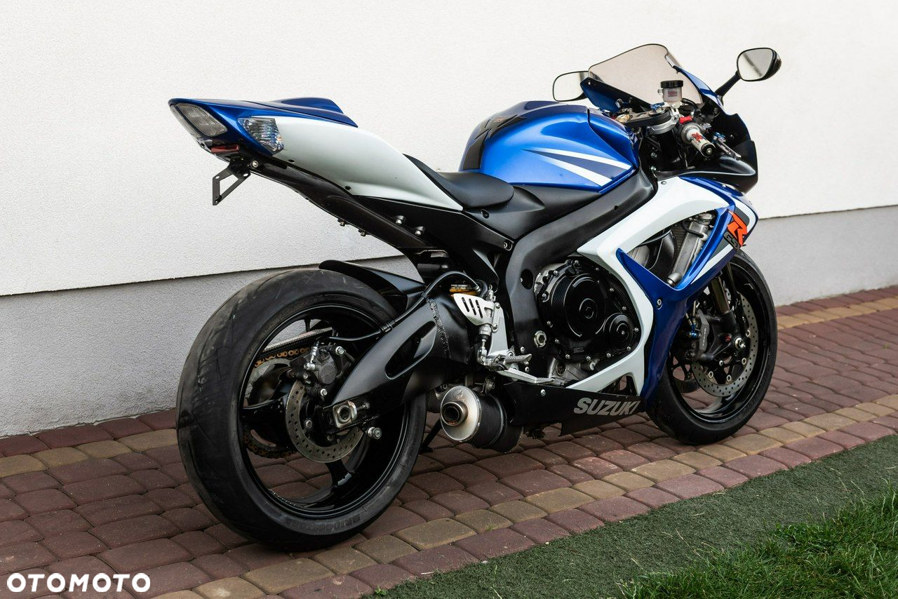 Suzuki GSX-R - 3