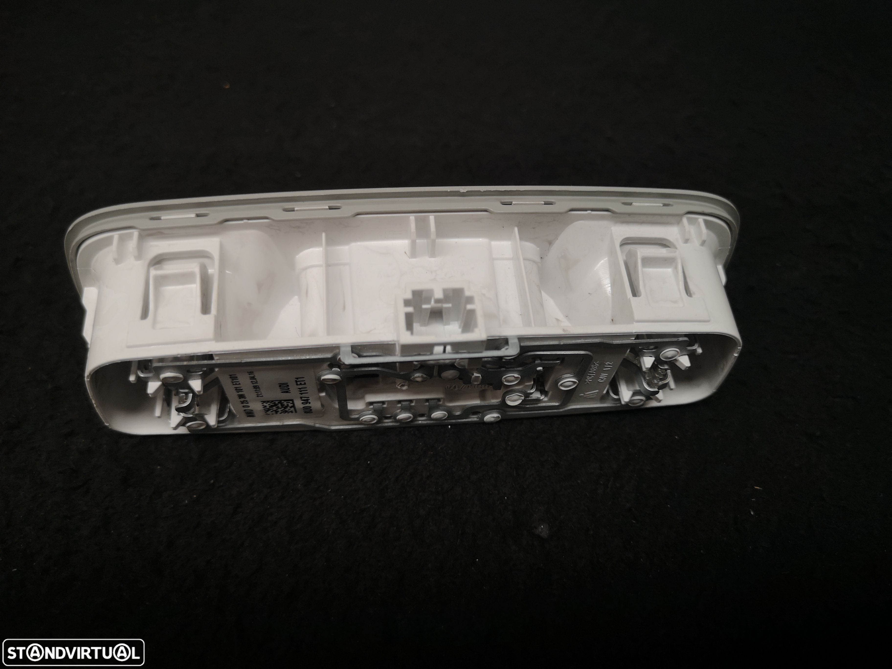 Plafonier Luz interior originais traseiro audi q3 8u 2014+ (2x no estoque) - 4