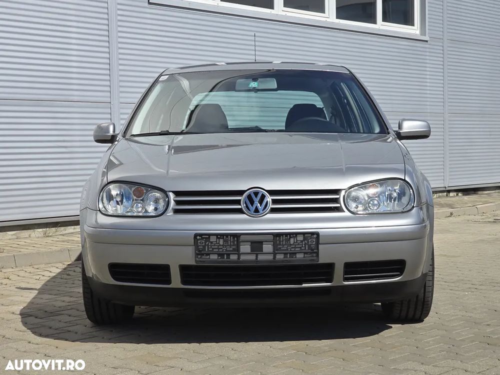 Volkswagen Golf 1.9 TDI - 24