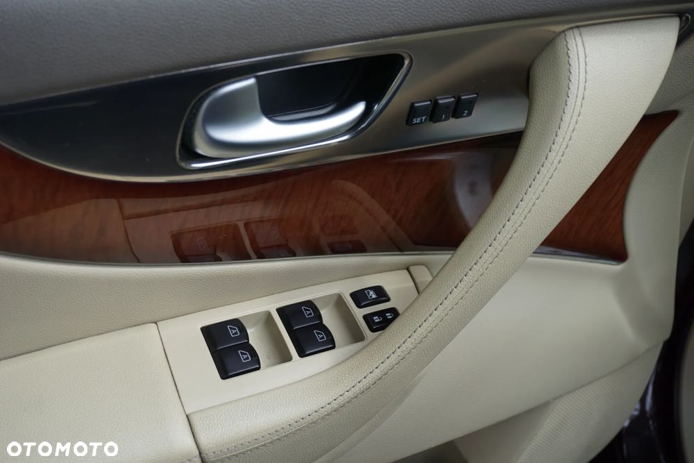 Infiniti FX FX30d AWD S - 21