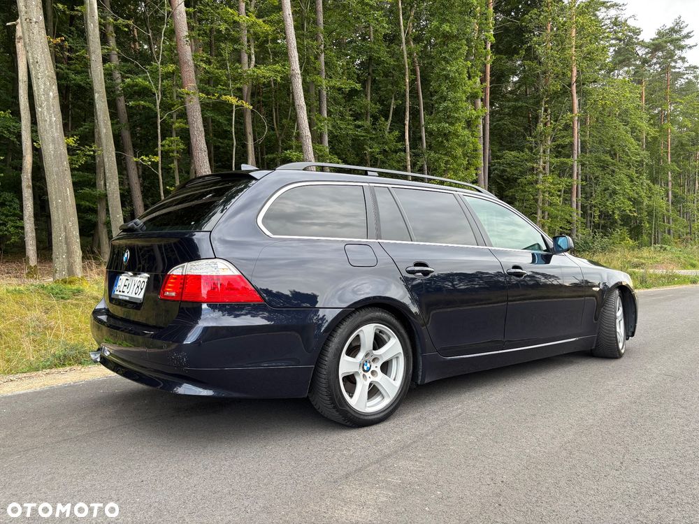 BMW Seria 5 525d - 4