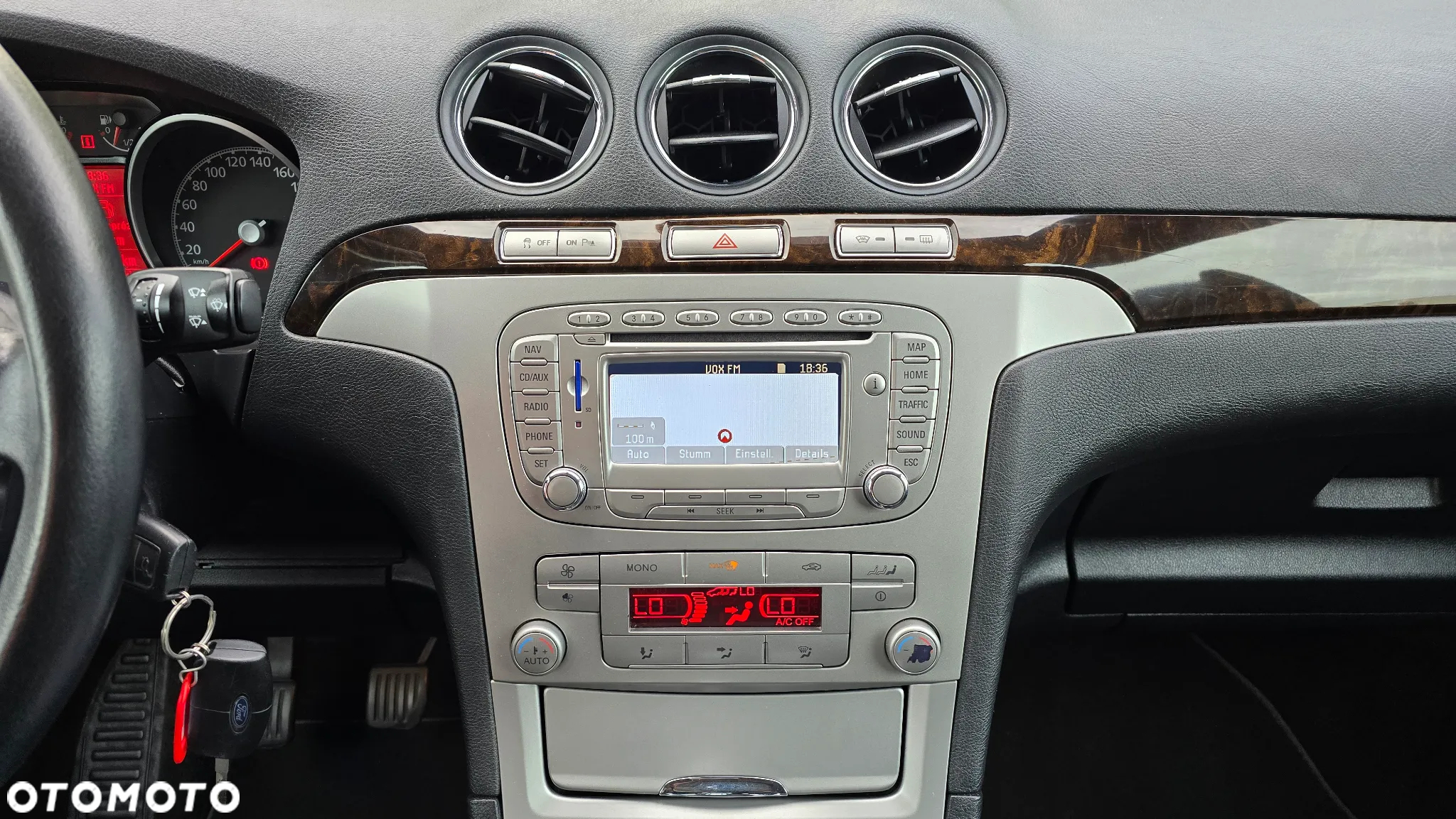 Ford Galaxy 2.0 TDCi Ghia - 16