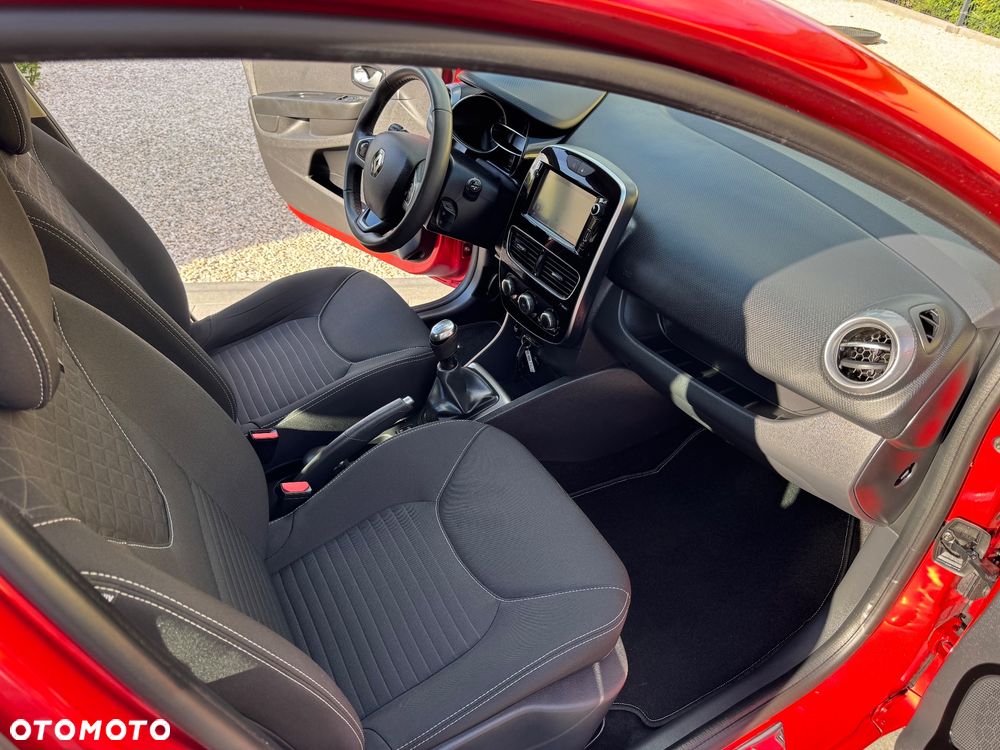Renault Clio 1.2 16V 75 LIMITED 2018 - 28