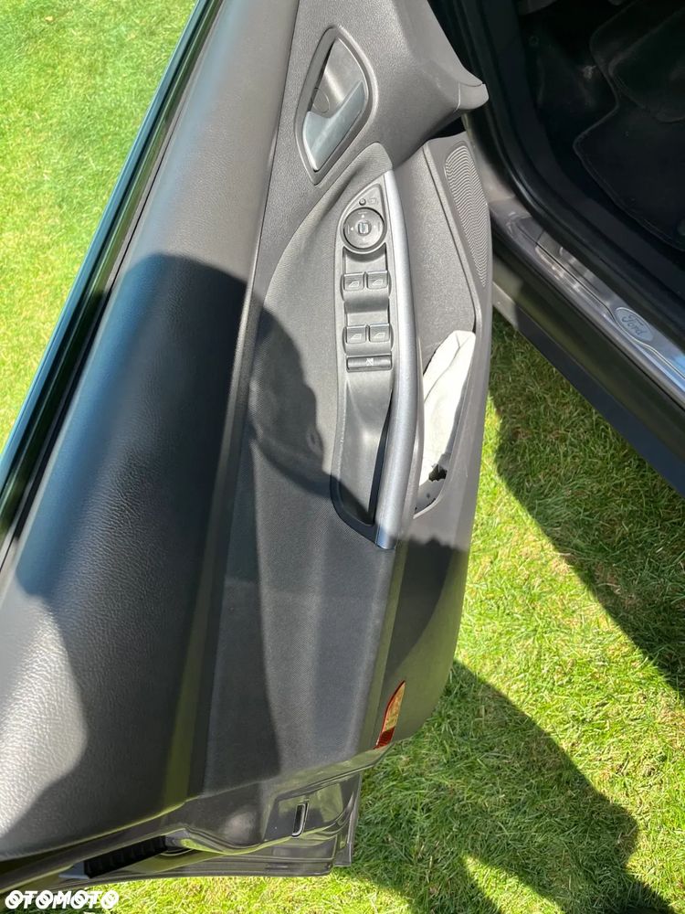 Ford Focus 1.6 EcoBoost Titanium - 14