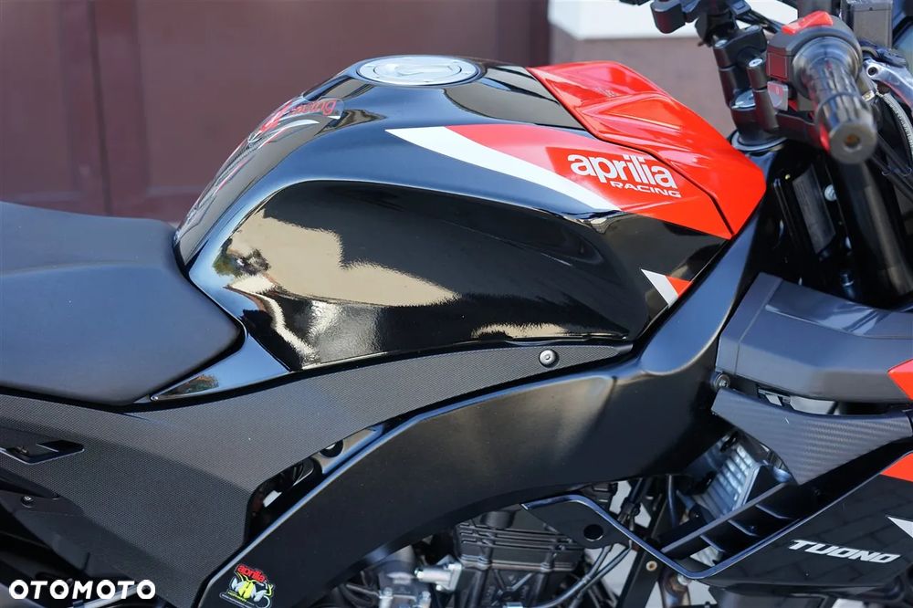 Aprilia Tuono - 9