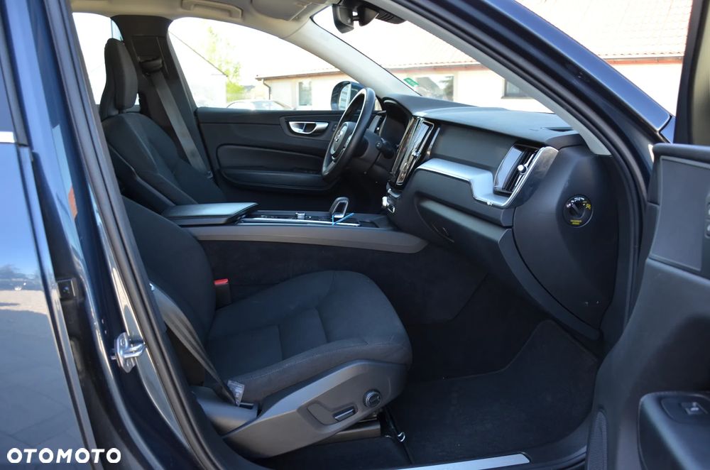 Volvo XC 60 T6 Plug-In Hybrid AWD Inscription - 16