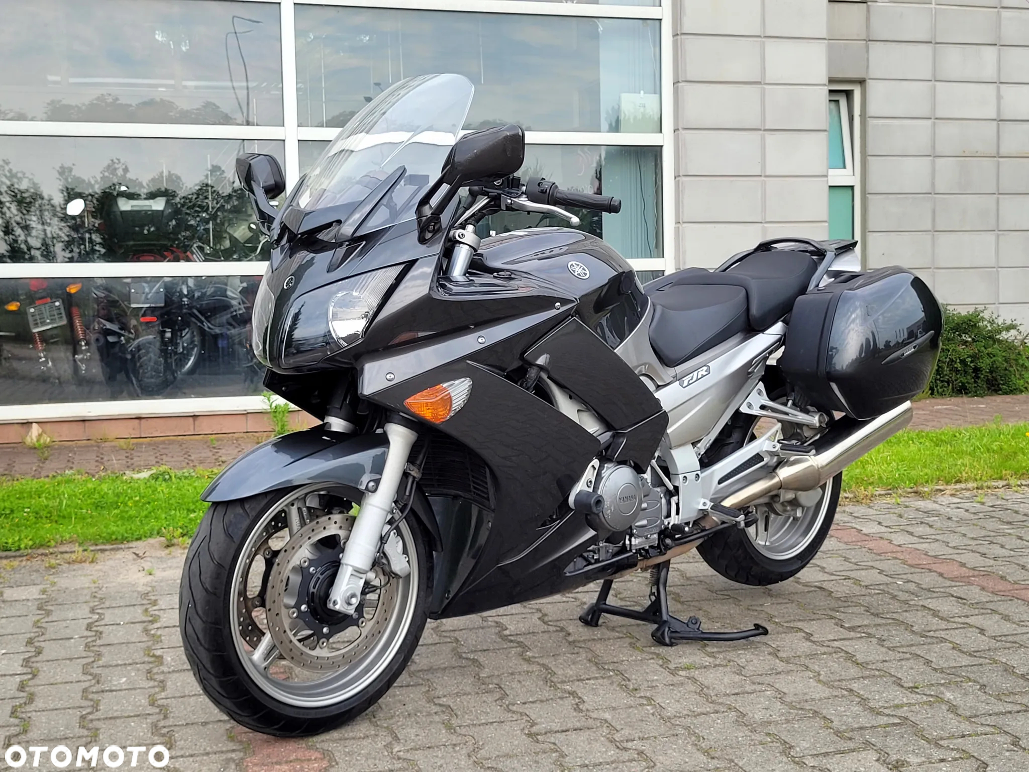 Yamaha FJR - 25