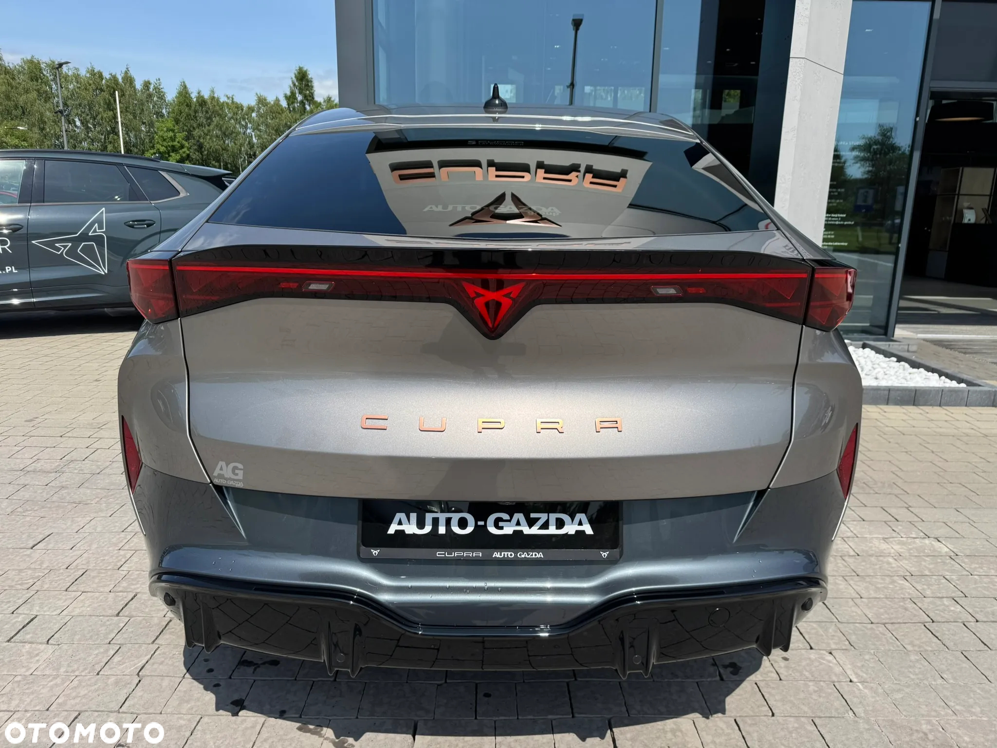 Cupra Tavascan - 8