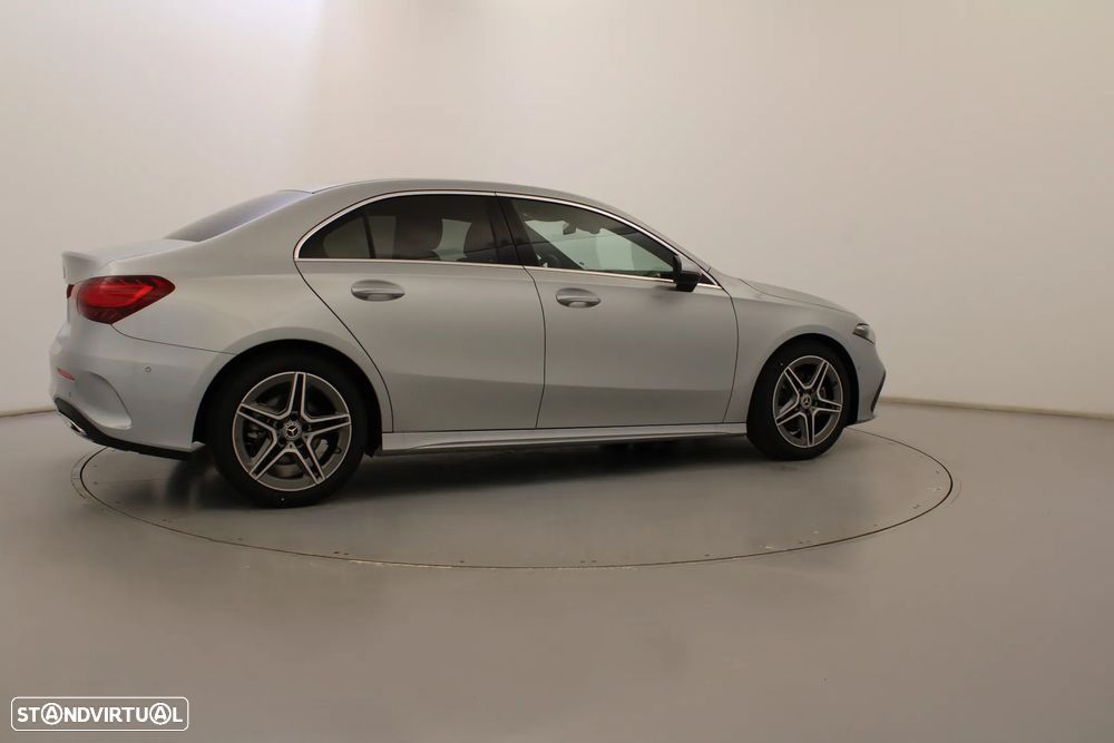 Mercedes-Benz A 200 Limousine Standard - 5