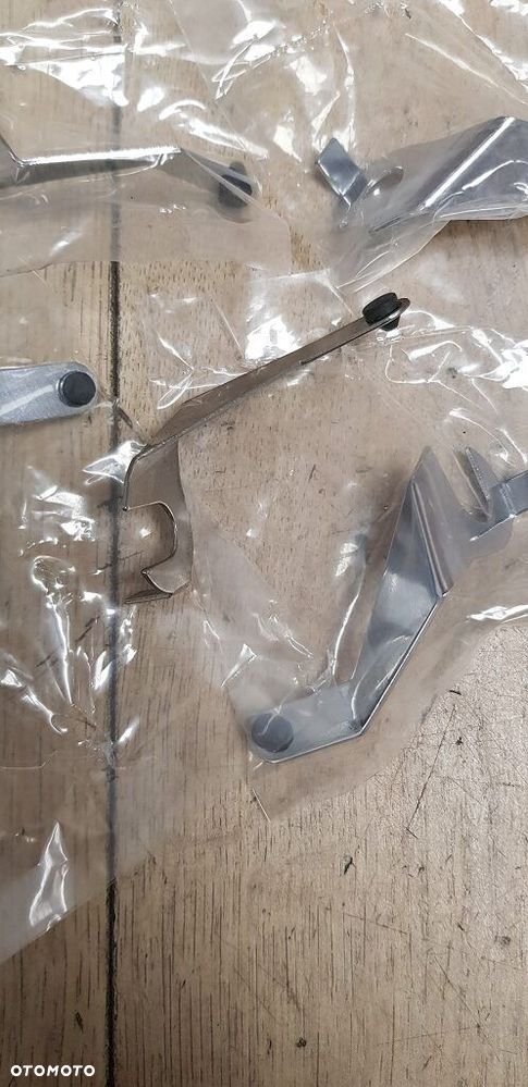 Blacha podtrzymująca przewód wtyczkę MCS 517774 Harley Davidson 70-99 Big Twin - 4